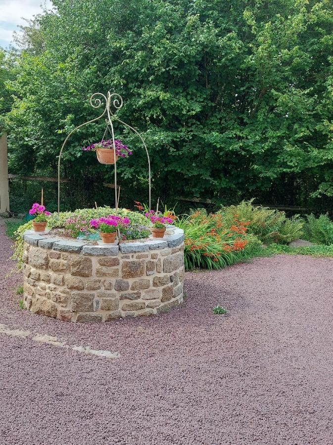 Le Petit Bois Normand - Chambre D'Hote Bed and Breakfast Champ-du-Boult Buitenkant foto